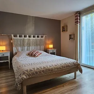  Maison d'hôtes D Hôtes Indépendante Dans Village Médiéval France